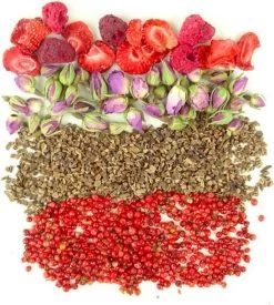 Dutch Tea Maestro - Love Blend - Maak Thuis Jouw Eigen Theeblend - Thee Cadeau - Thee Geschenk - Thee Pakket - Cadeau Voor Mannen En Vrouwen | Valentijn Cadeau | Valentijnscadeau -Eten En Drinken 1077x1200 1