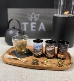 Teamasters Giftbox - Thee Geschenkset - Kerstpakket - Thee - Herbal Chai - Herbal Rooibos - Groene Thee - Perzik - Appel - Kerst - Geschenkset -Eten En Drinken 1090x1200