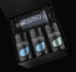 Tastea New Me Box - Giftbox - Trakteer Jezelf, Om Cadeau Te Geven - Assortiment - Met Cafeïne - Detox, Skintight én Een Theebeker -Eten En Drinken 1200x1136