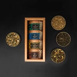 Soolong Wereld Nr6 Giftset 4 Wereldtheen - Japanse Yuzu Kruidenblend - Rooibos Vanille - Malawi Oolong - Witte Thee Met Mango - Ideaal Als Relatiegeschenk Of Proeverij - Assortiment 4stuks -Eten En Drinken 1200x1199