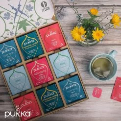 Pukka Relax Kruidenthee Geschenkdoos - 5 Blends Biologische Kruidenthee, Ook Leuk Als Verjaardagscadeau - 45 Zakjes - Theedoos - GB-BIO-05 -Eten En Drinken 1200x1200 137