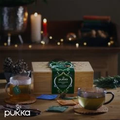 Pukka Theedoos, Luxe Geschenkset Voor Echte Theeliefhebbers - 42 Zakjes Biologische Kruidenthee - 1 Bamboe Opbergdoos -Eten En Drinken 1200x1200 171