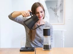 FELLOW - Stagg [XF] Set (Dripper + Carafe) - Handmatige Filterkoffie Set -Eten En Drinken 1200x886 5