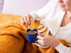 Daelmans Stroopwafels In Delfts Blauw Blik - Doos Met 9 Blikken - 230 Gram Per Blik - 8 Stroopwafels Per Blik (72 Koeken) -Eten En Drinken 1200x899 19