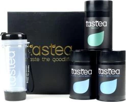 Tastea New Me Box - Giftbox - Trakteer Jezelf, Om Cadeau Te Geven - Assortiment - Met Cafeïne - Detox, Skintight én Een Theebeker