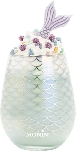 Monin Koffiesiroop Blue Curacao Cocktail - 70 Cl -Eten En Drinken 605x1200 1