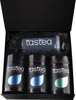 Tastea New Me Box - Giftbox - Trakteer Jezelf, Om Cadeau Te Geven - Assortiment - Met Cafeïne - Detox, Skintight én Een Theebeker -Eten En Drinken 908x1200